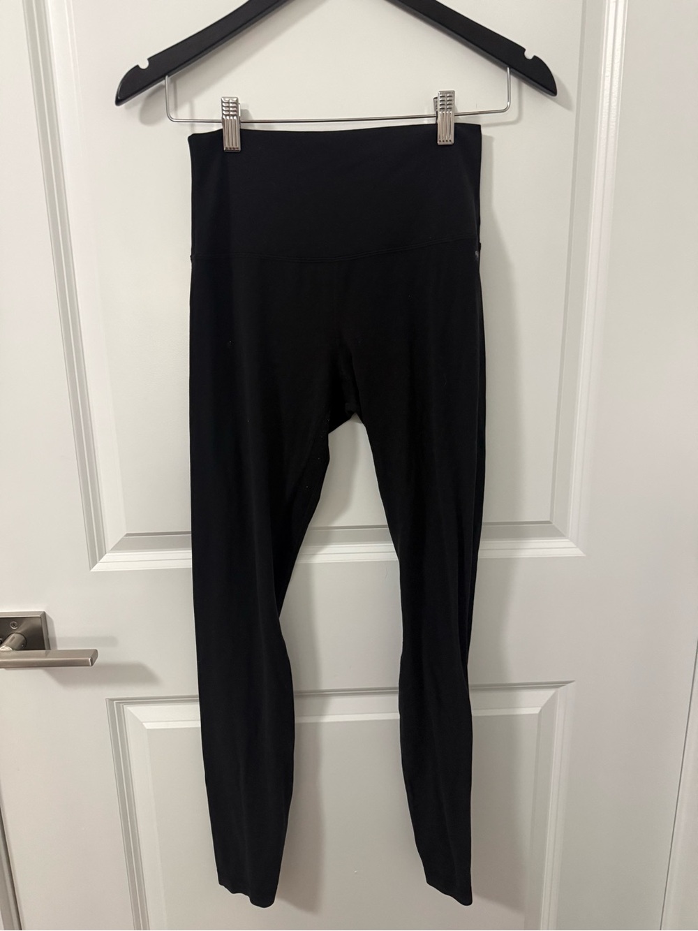 lululemon athletica Black High-Rise Leggings Size 6